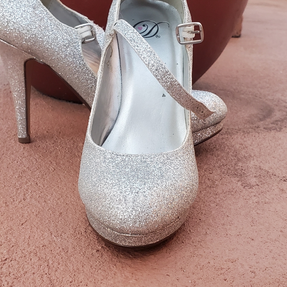 High heels pumps